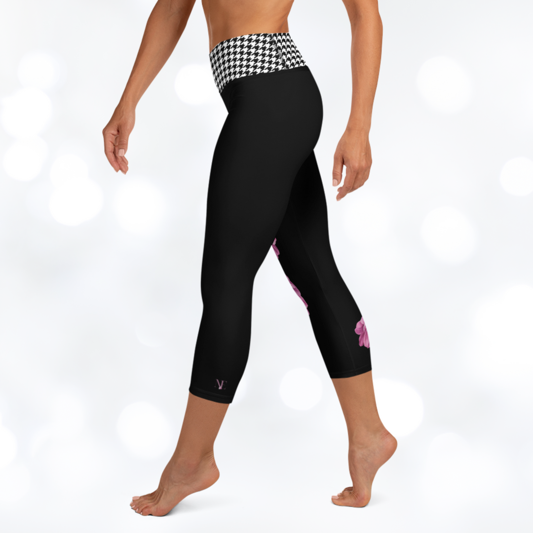 Bloom Houndstooth Yoga Capri Leggings