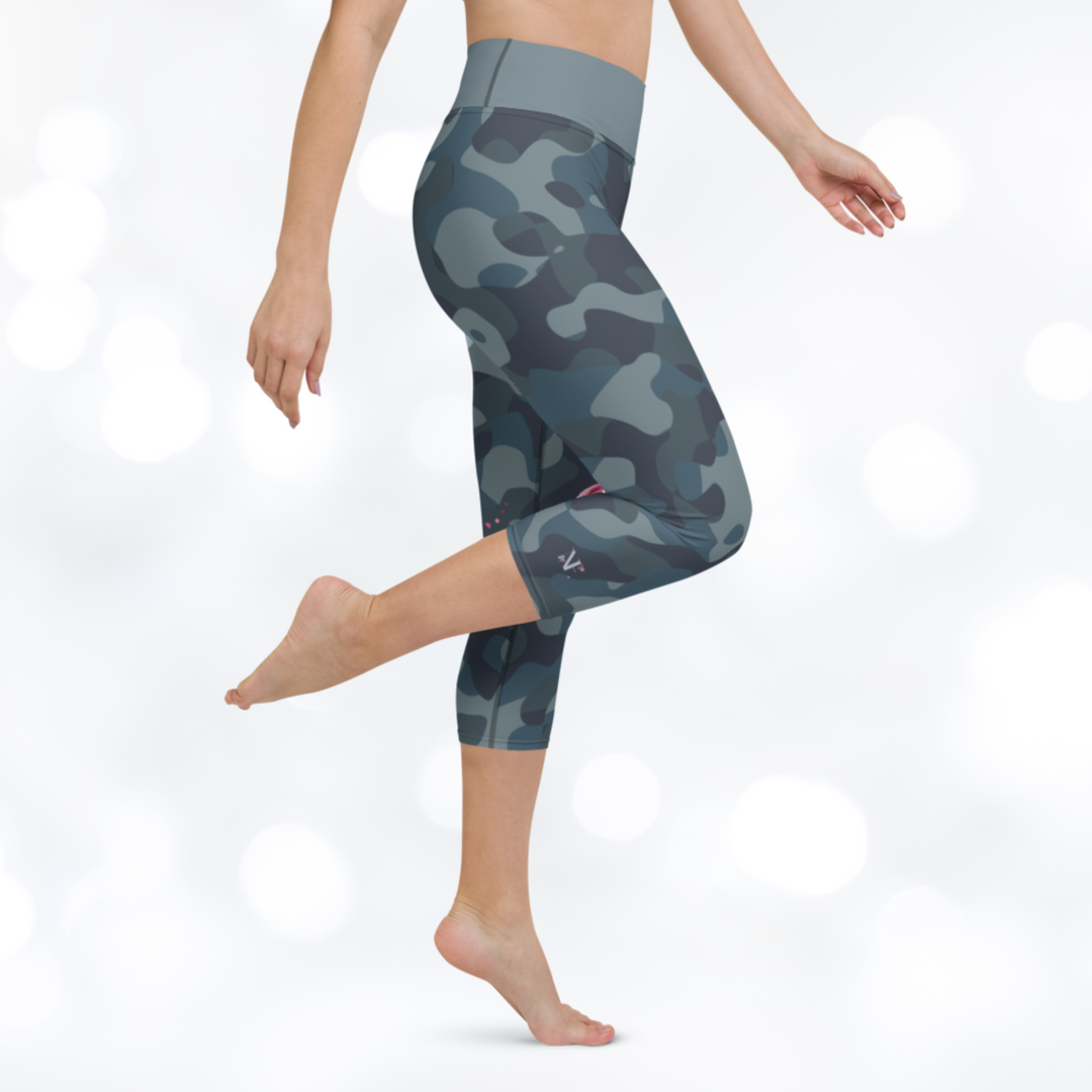 Camouflage Flower Yoga Capri Leggings