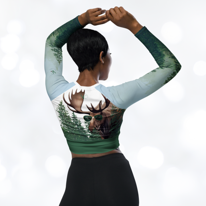 Moose 'Stay Wild' long-sleeve Crop Top