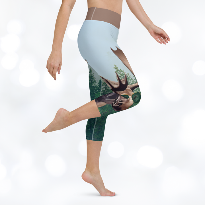 Moose 'Stay Wild' Yoga Capri Leggings