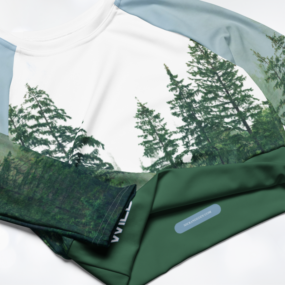 Moose 'Stay Wild' long-sleeve Crop Top