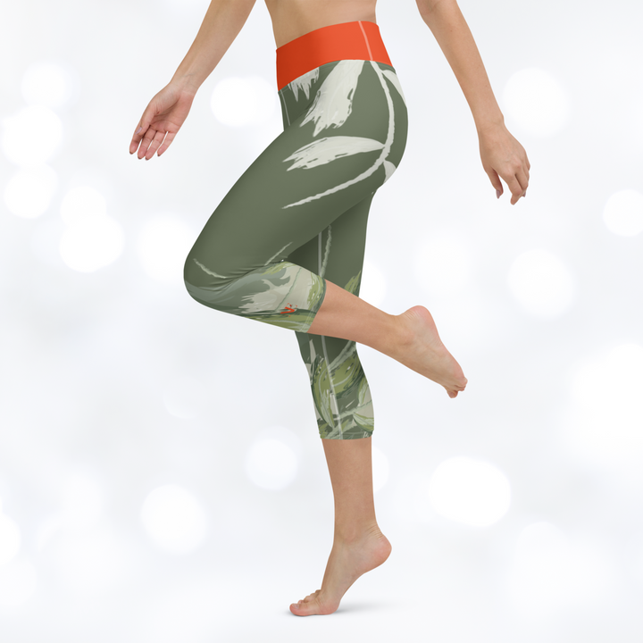 CARDINAL GREEN II Yoga Capri Leggings