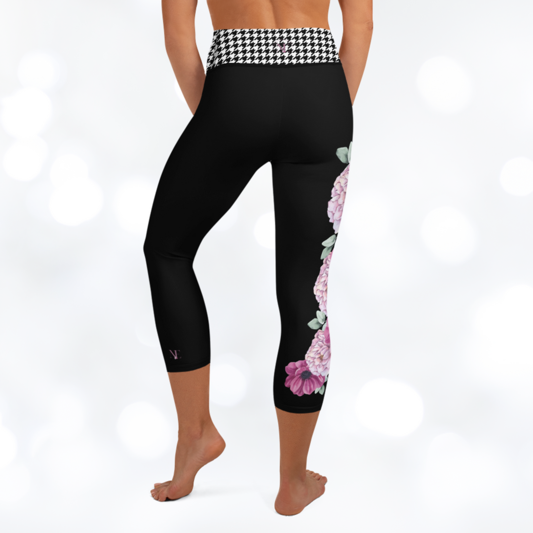 Bloom Houndstooth Yoga Capri Leggings