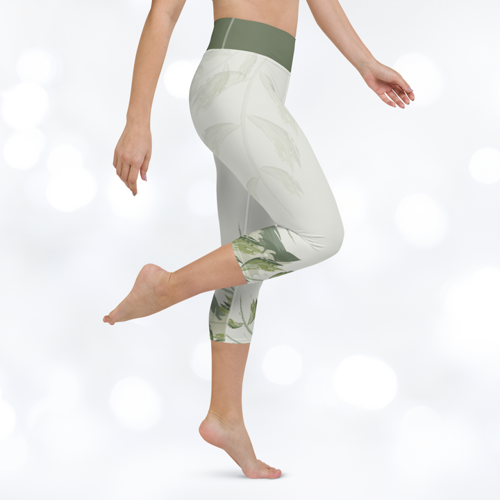 CARDINAL BEIGE Yoga Capri Leggings