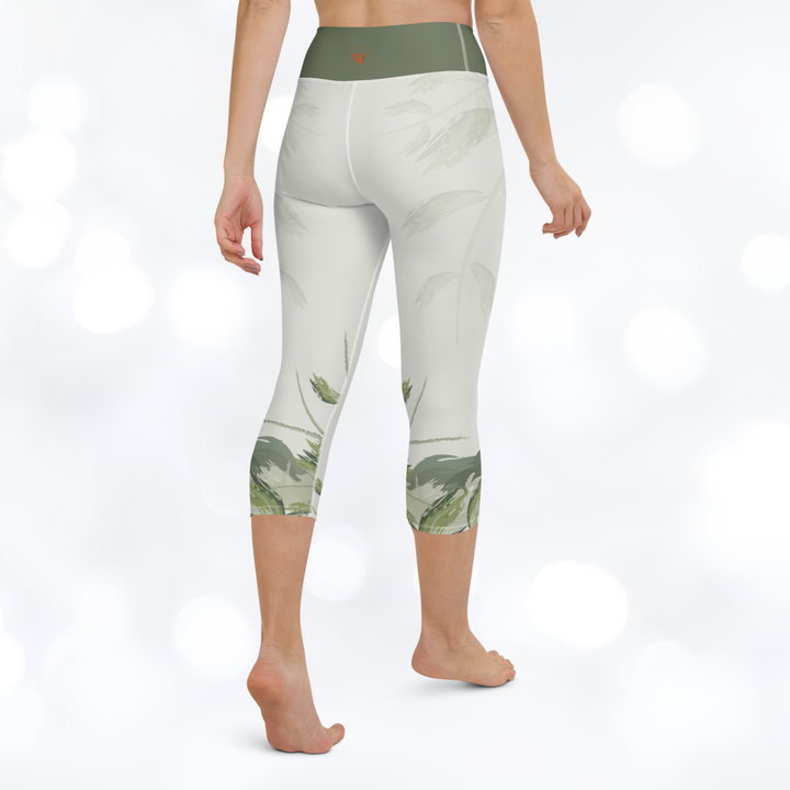 CARDINAL BEIGE Yoga Capri Leggings